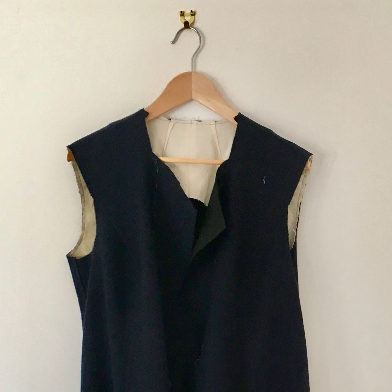 Tailoring for beginners: inside my Rumana coat – DIY Wardrobe
